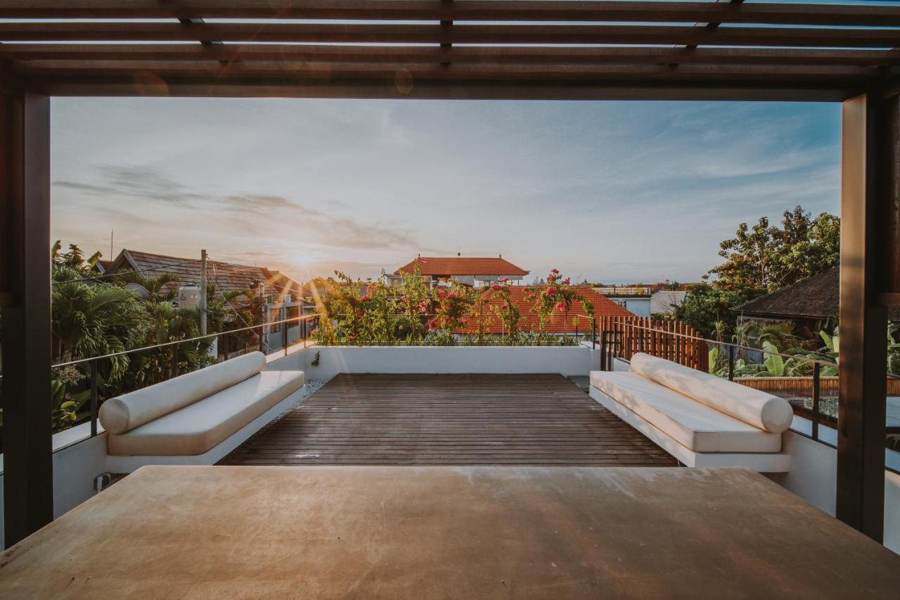 New 4 Bedroom 5 Min Walk To Berawa Beach Enclosed Livng Canggu Eksteriør bilde