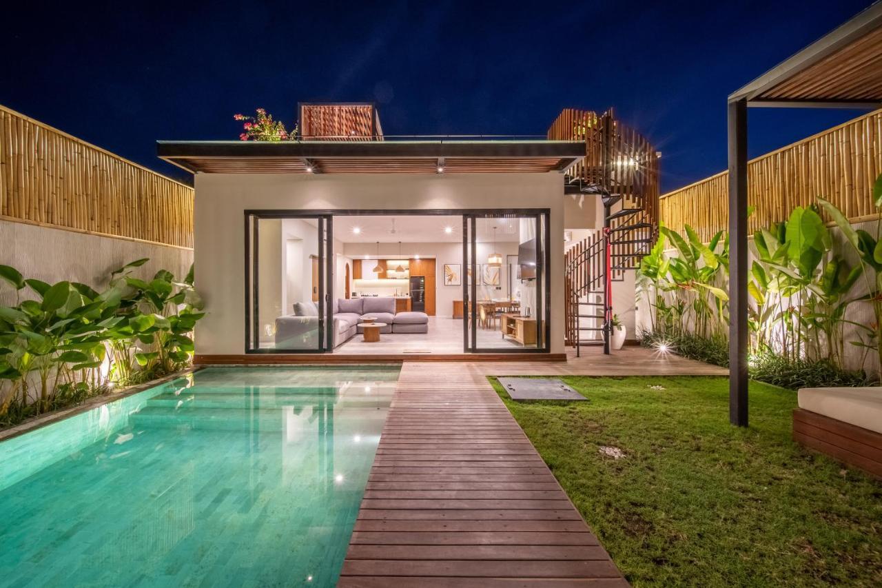 New 4 Bedroom 5 Min Walk To Berawa Beach Enclosed Livng Canggu Eksteriør bilde