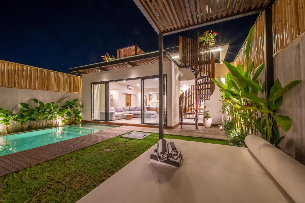 New 4 Bedroom 5 Min Walk To Berawa Beach Enclosed Livng Canggu Eksteriør bilde